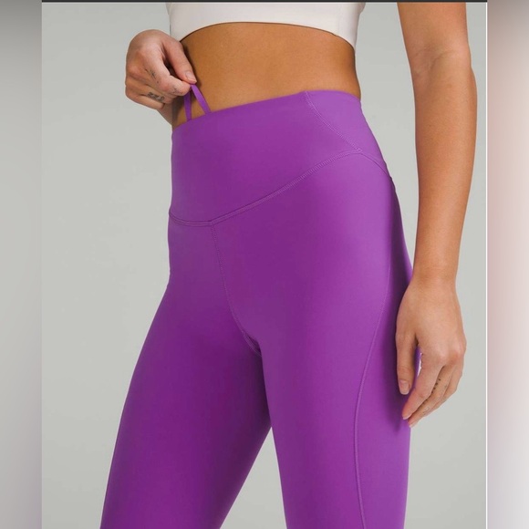 Lululemon Base Pace High Rise Crop - Picture 2 of 14
